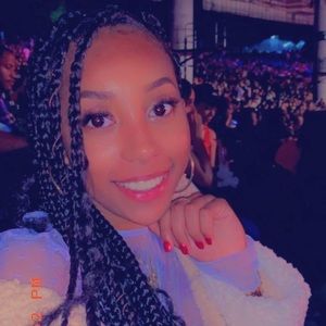 Meet your Posher, Taylah